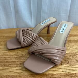 Steve Madden Twinkled Kitten Heel Sandal Shoes in Tan Womens Size 9.5